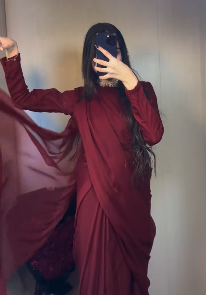 Scarlet Glam Georgette Ready-to-Wear Saree Set