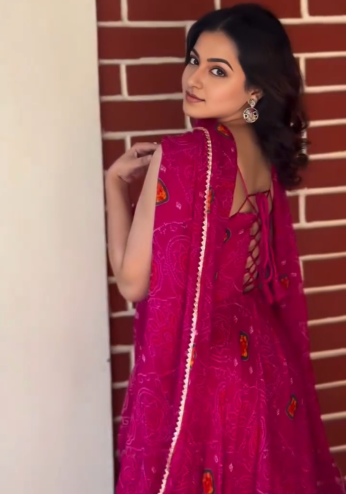 Gulabi Grace- Pink bandhej georgette anarkali with dupatta