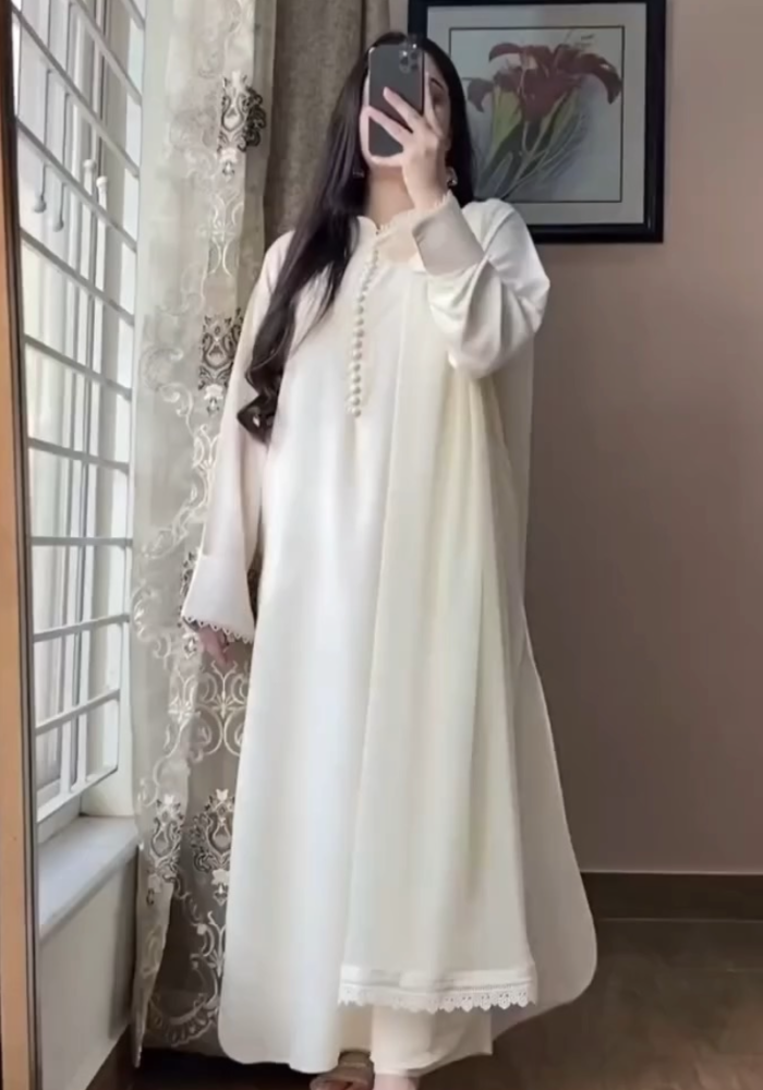 Ivory Grace Pakistani Set