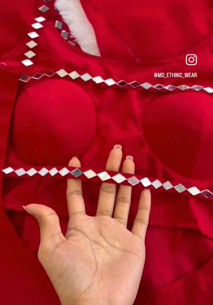 Signature Red Mirror Georgette Set