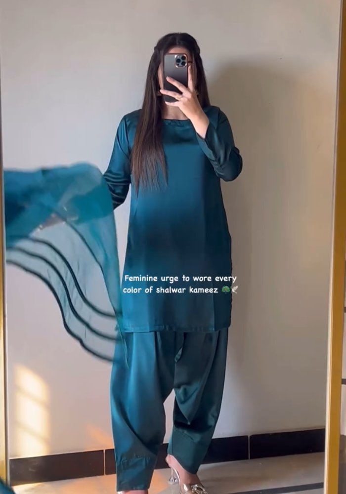 Nazakat-e-Teal Farshi Suit with Organza Dupatta