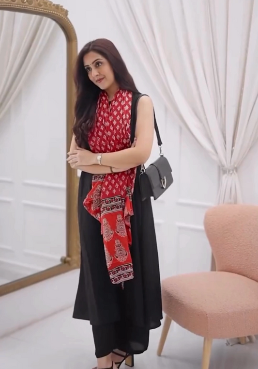 Black Charm Red Print Drape