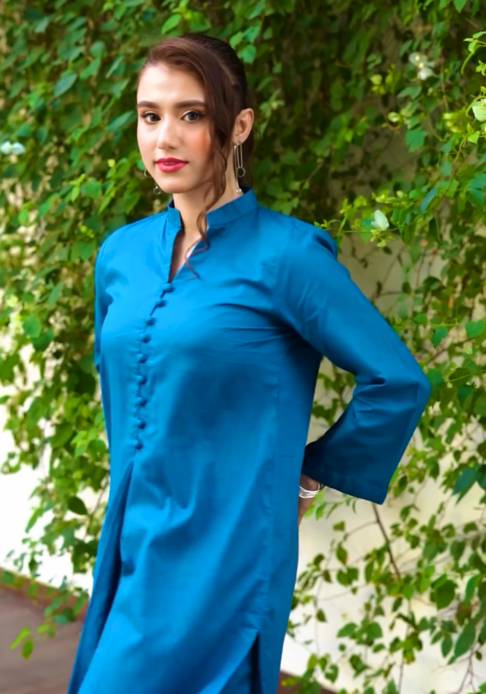 Modern long Kurtis with Button Accents