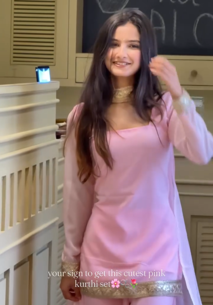 Butter Bloom 90's Vintage  georgette kurti pant dupatta Set