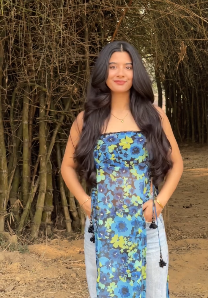 Effortless Chic – Georgette Digital Print Sleeveless Kurti