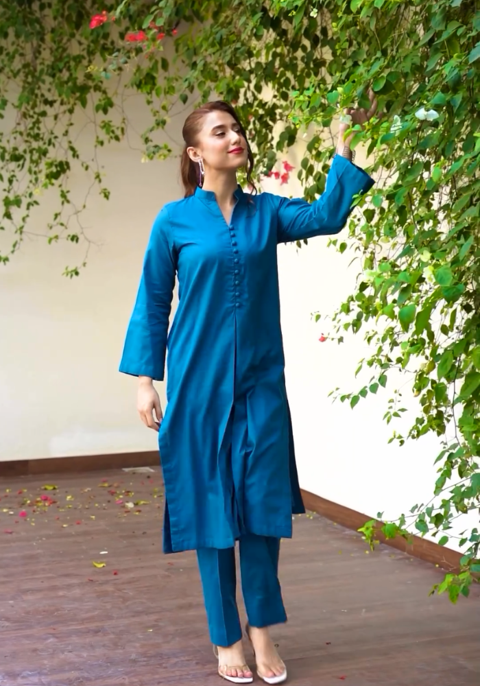 Modern long Kurtis with Button Accents