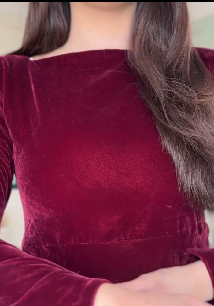 Luxurious Velvet Aura Winter Maxi Dress