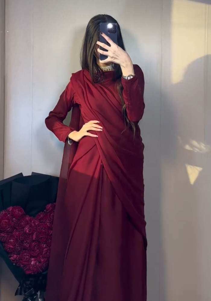 Scarlet Glam Georgette Ready-to-Wear Saree Set